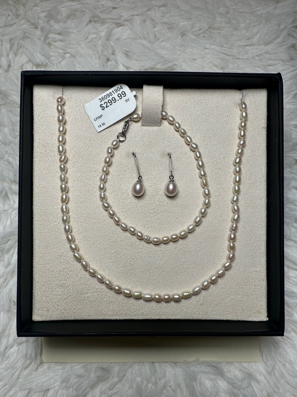 Kay Jewelers Freshwater Cultured Pearl Necklace, Bracelet & Drop Earrings Set - Picture 5 of 11